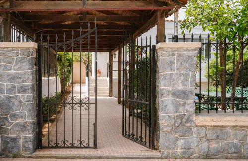 Irene Villa with Hot Tub, by Estia - Foto 25