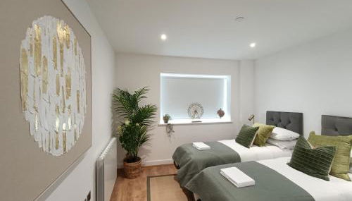 Snuggle Inn - Riverside Apartments - Views Over looking London River Thames, Close to O2 Arena, London Excel, London City Airport, Thames Clipper- River Boat Service, Woolwich Ferry, Onsite parking, TWIN ROOM OPTION available - Foto 2