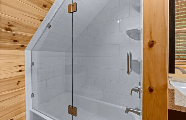 Beside Still Water 1 - 2 Bedrooms, 2 Baths, Sleeps 6 Home by RedAwning - Photo 19