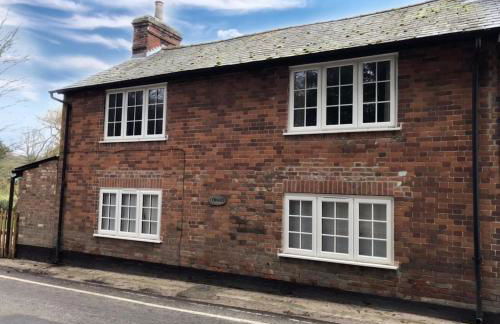 Beautifully refurbished 3 bedroom cottage - Foto 13