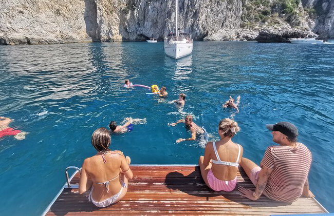 Excursion exclusive en bateau privé de Sorrente à Positano et Amalfi - Photo 9