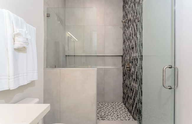 Spacious Bay - Photo 75