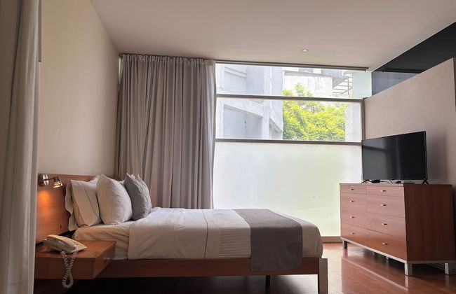 Lombardo Suites - Photo 9