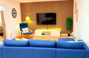 Le salon des voyageurs - Appartement au coeur du Centre Historique de Dole avec Terrasse - Foto 3