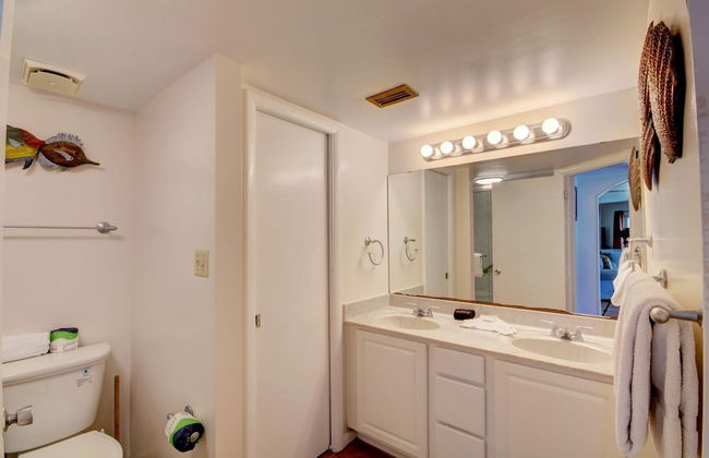 355 El Matador 1 Bedroom Condo by RedAwning - Photo 11