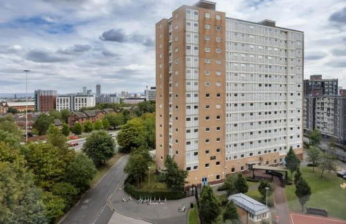 John Lester and Eddie Colman Courts in Salford - Foto 8