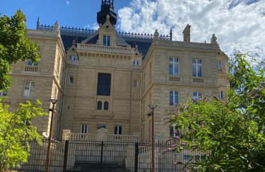 Paris-Eiffel, bienvenue -terrasse -Netflix - Foto 26