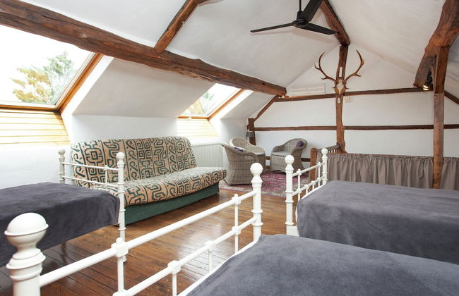 Cozy Family Home in Humain - Photo 7