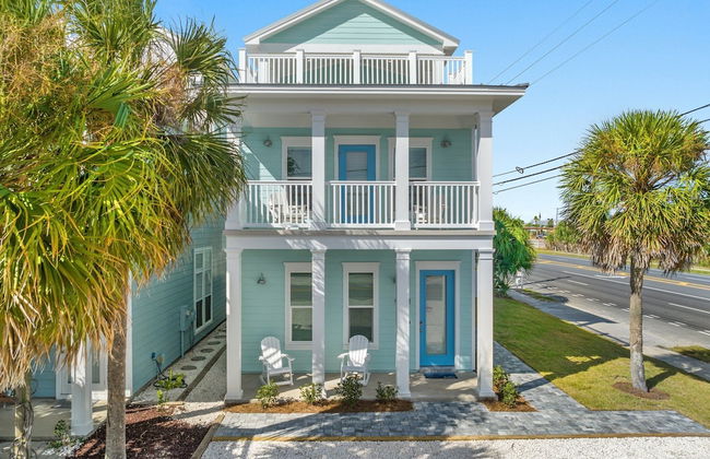 Spectacular 3br 4ba w/ Private Pool, 2 Min Walk to Beach - Sleeps 15! - Foto 55