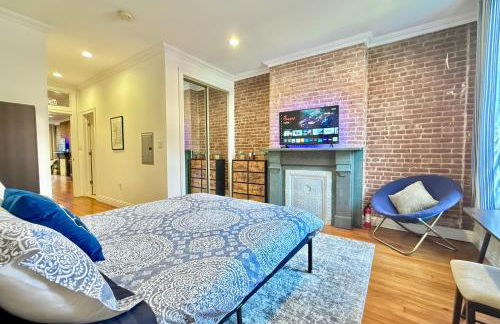 Large Home - Great Location - 15 Minutes to NYC - Foto 28