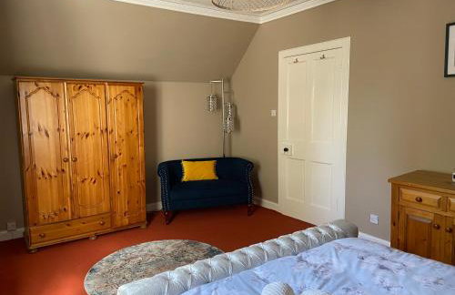 Fabulous 2 Bedroom House just outside Edinburgh - Foto 11