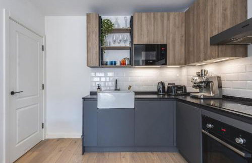 Stylish Hackney Wick Apartment with Terrace - Foto 8