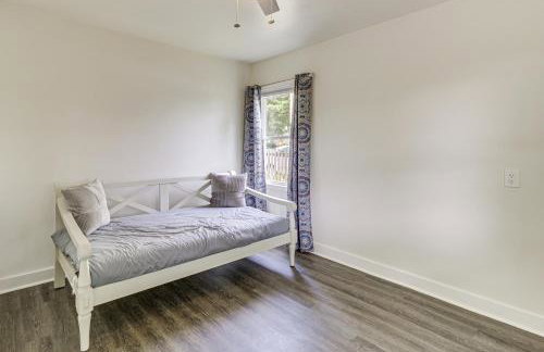 Riverfront Fun Quiet Home Near Hampton Coastline - Photo 19