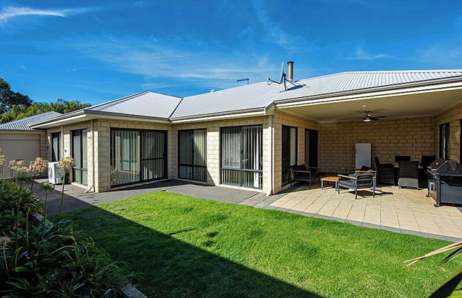 Golden Summers in Dunsborough - Photo 23