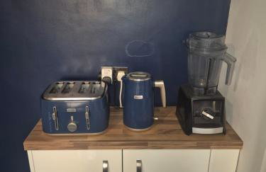 LUXURY One BEDROOM FLAT - Photo 18