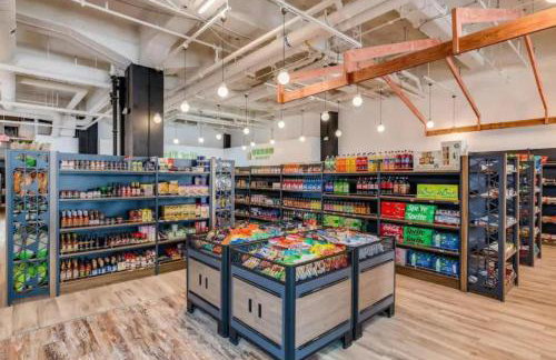 CBDOTR 24-7 Gym Pool Rooftop Steps to Stadiums - Foto 57