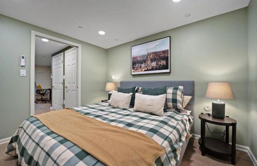 2 Blocks from the US Capitol - Photo 1