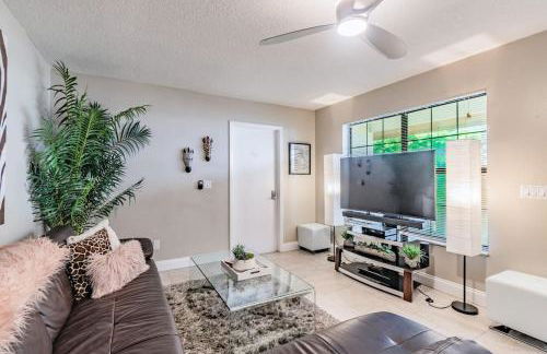 Luxury Holistic Oasis by Bayshore/Hyde Park/SoHo - Foto 12