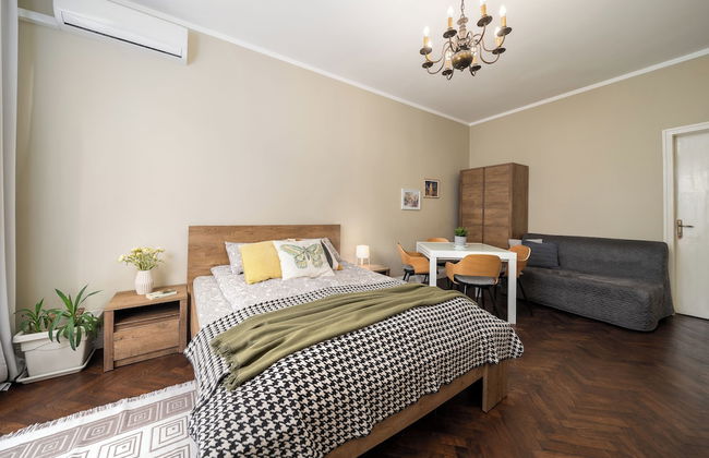 3 BDR Top Center Artistic Apartment - 115 m2 - Photo 6