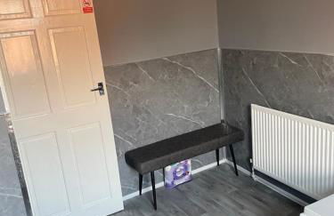 Affordable Luxury 4 Stunning apartment Sunderland close to City centre hospital Crown Works Studio and Nissan - Foto 7