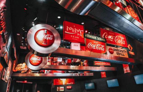 Large House Near Truist Field 15 mins to ATL and Six Flags - Foto 46