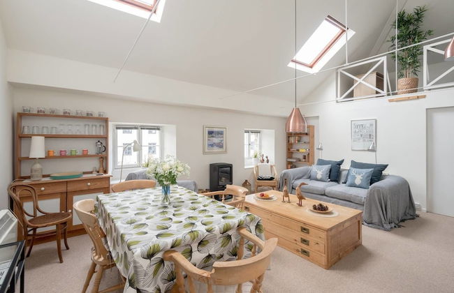 JOIVY Loft at the Brewery in Edinburgh Old Town - Foto 16