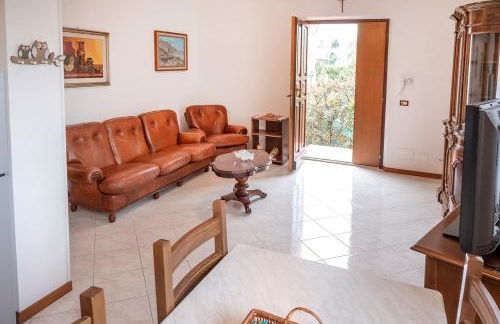 C012 - Camerano, bilocale con doppi servizi e giardino panoramico - Foto 6