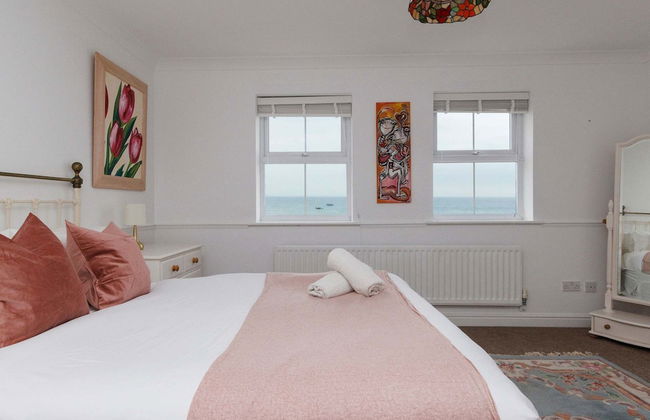 Spacious 4-bed Seaside Retreat in Selsey - Foto 1