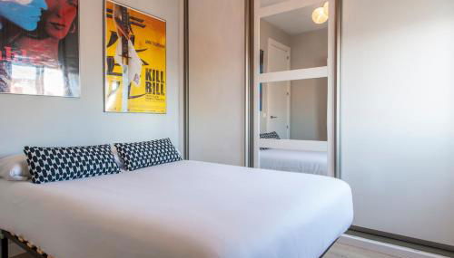 Apartamento Plaza de Castilla II - Urbano con Estilo y Funcional - Foto 2