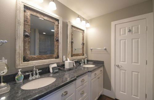 Beachfront 4BR - Pickleball, Gameroom, Luxury Gated Community! - Foto 38