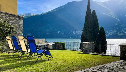 Villa Luminosa, Lake View & Private Parking - Photo 2, sunbed