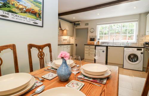 Kemps Yard Retreat - Photo 9