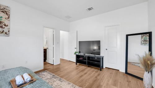 Austin Hideaway - King Bed, Game Room, FREE Coffee - Foto 2