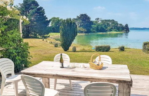 Beautiful Home In Pont Labbé With Wifi - Foto 2