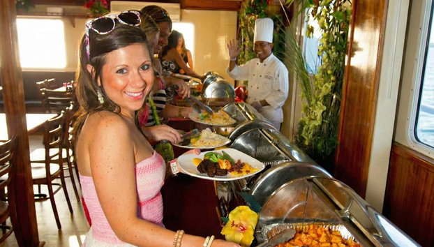 Balade en bateau au coucher du soleil avec dîner - Foto 5, Le dîner est servi !