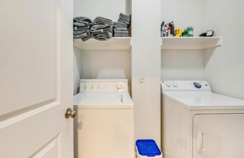 3 Mi to Dtwn Dallas Getaway with Game Area! - Foto 22