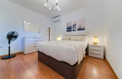 Holidays2Malaga Candado House pool & garden - Photo 39