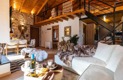 Chalet 1932 Boutique Mountain Chalet με Ιδιωτικό Hot Tub & Τζάκι - Photo 16