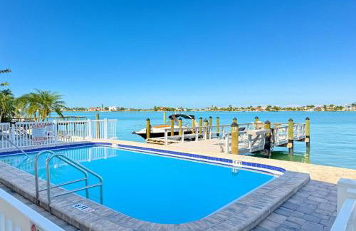 107-Waterfront-Walk to beach-Lovely - Foto 2