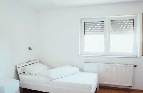 Villa Natur Monteur & Ferienwohnung mit WLAN & PARKPLATZ - Foto 48