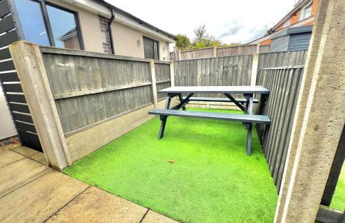 Yastayzzz at Studio 3 Bransford Road - Foto 19