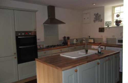 Manor House Annex - Sleeps up to 6 People - Photo 9