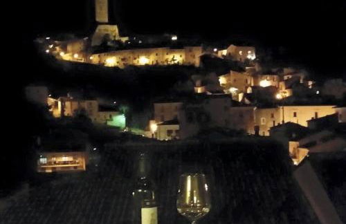 Apartment with Sunny Balcony overlooking Introdacqua - Foto 9