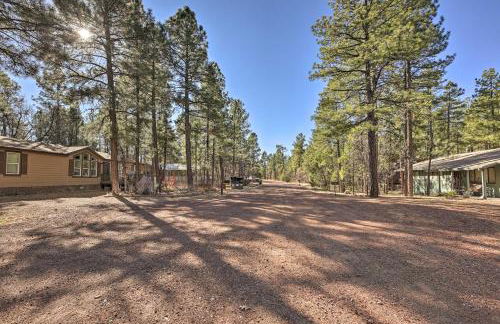 Family and Dog Friendly Rustic Lakeside Cabin - Foto 33