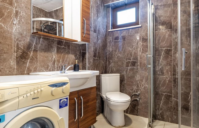 Flat With Backyard 6 min to Bostanci Show Center - Foto 15