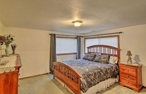 Packwood Getaway with Game Room, Grill and Patio - Photo 17