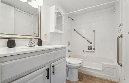 Legacy at Imperial Village 807 I 2 Bed 2 Bath - Foto 5