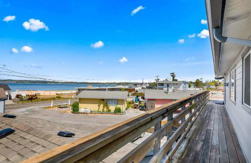 2nd Floor Studio #4 with Ocean View and Covered Deck - Foto 8