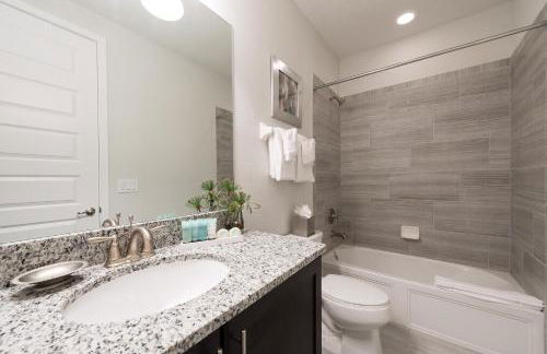 Modern Home Near Disney With Private Pool, Media Room And Waterpark & Resort Access At Encore Resorts Reunion - 7576Mr - Foto 16