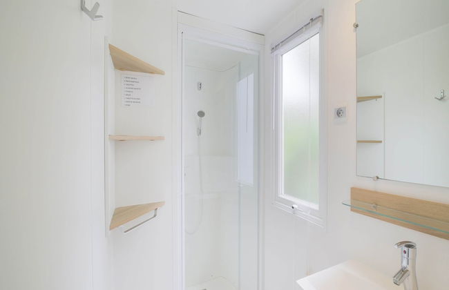 Swanky Mobile Home in Saint Jean de Monts Near Seabeach - Photo 66